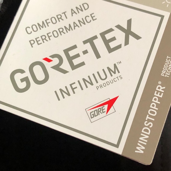 SUPREME WINDSTOPPER® Small Box Earflap - Picture 6 of 7